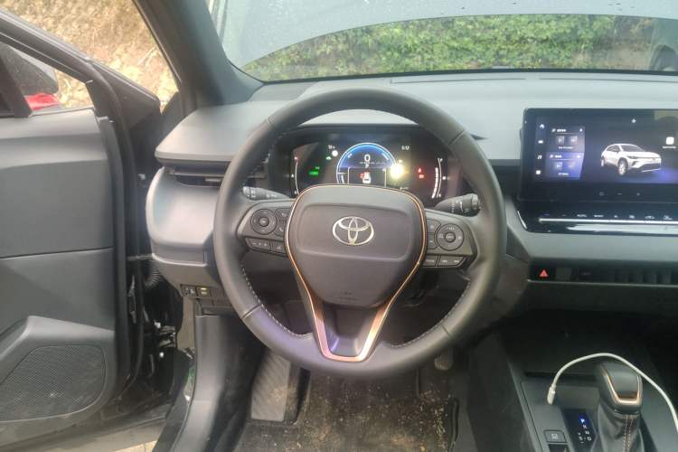 Used Toyota Corolla Cross 2026 Model 2.0L Smart Electric Hybrid Dual-Engine Elite Edition