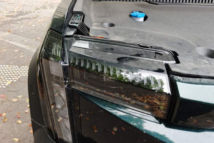 Used iCAR 03 2024 501km Four-wheel Drive Long-range Intelligent Driving Edition Right Front Headlight