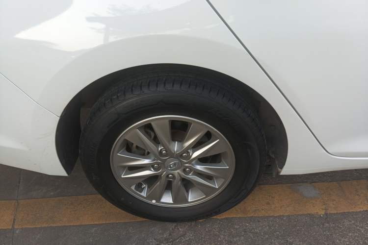 Used Hyundai Celesta 2018 1.6L Automatic GL Enjoyment Version China V Standard