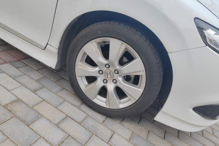 Used Honda Jade 2016 1.8L Automatic Comfort Elite Version 5 Seats
