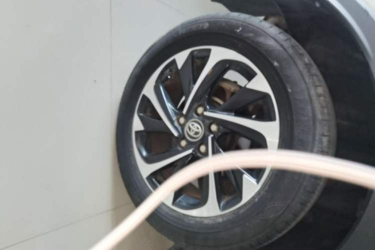 Used Toyota IZOA 2018 2.0L Yichi Edition China V Standard
