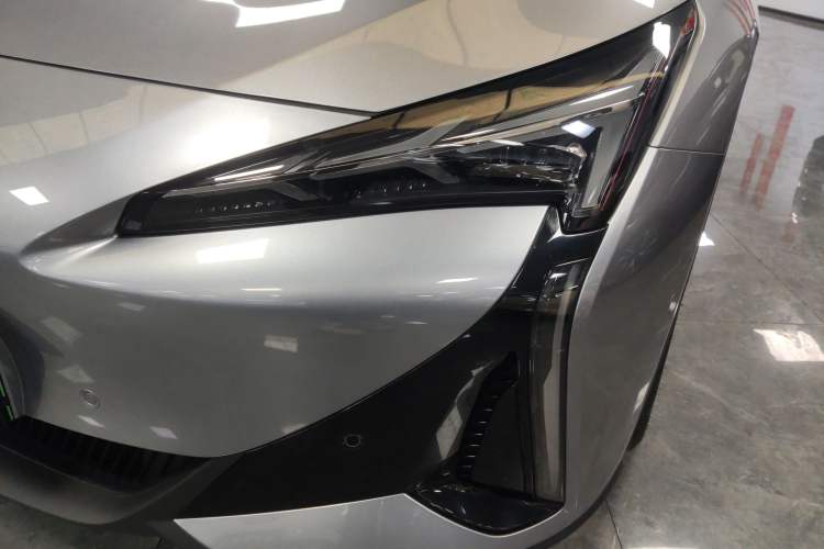 Used ARCFOX Alpha S5 2024 708MAX 200kW
