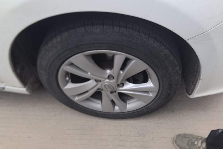 Used GAC Trumpchi GA3S Vision 2014 1.6L Automatic Luxury ESP Version Right Front Wheel Hub