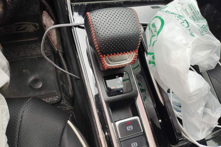 Used Roewe RX5 MAX 2019 300TGI Automatic Smart Cabin Luxury Edition