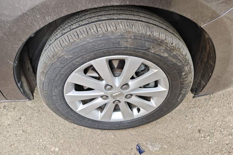 Used Buick GL8 2015 2.4L Luxury Business Premium Edition