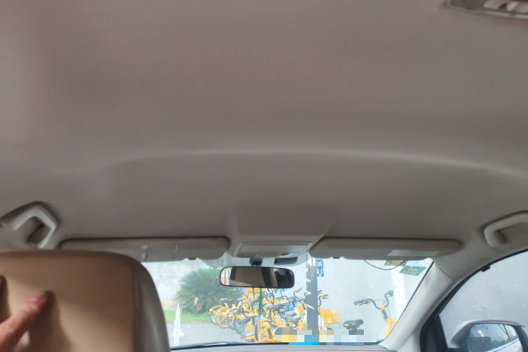 Used Honda CR-V 2012 2.0L two-wheel drive urban version