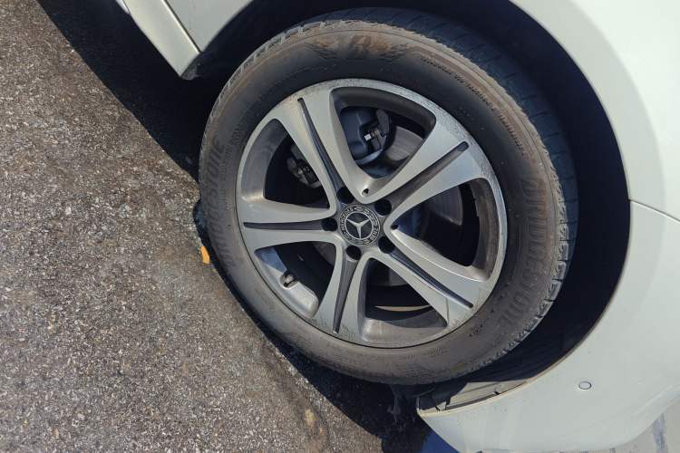 Used Mercedes-Benz C-Class 2022 Restyled C 200 L Sport Edition Right Front Wheel Hub