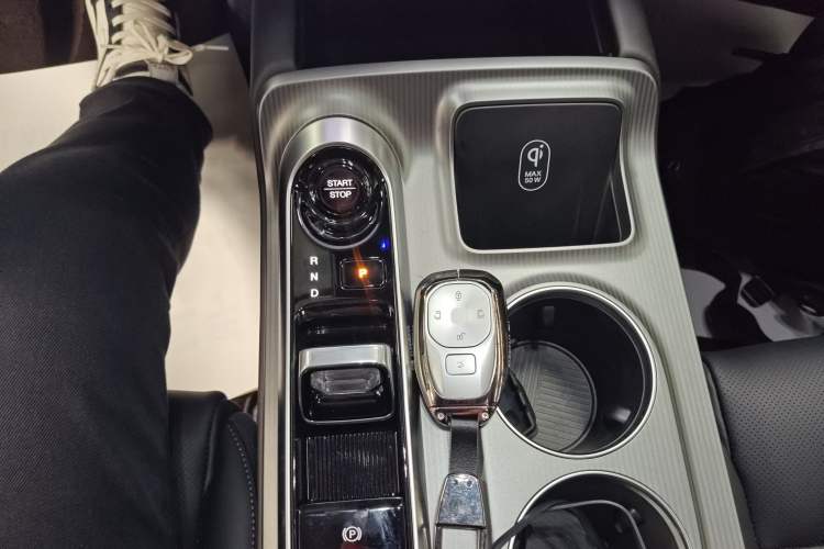 Used GAC Trumpchi Trumpchi E8 2024 Honor Series 2.0L Honor Edition