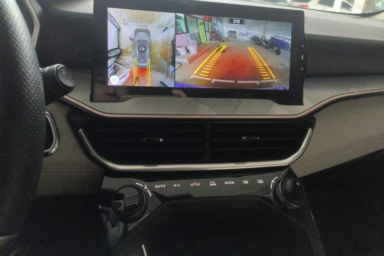 Used Lynk & Co 06 2021 1.5T Shero Pink Special Edition