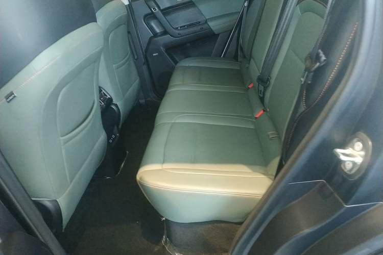 Used iCAR 03 2024 401km Two-Wheel Drive Standard Advanced Version Left Rear Seat