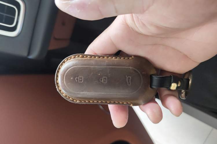 Used Li Auto L8 2023 Pro Model
