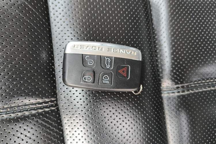Used Land Rover Range Sport 2011 3.0 TDV6 Diesel Version Vehicle Key