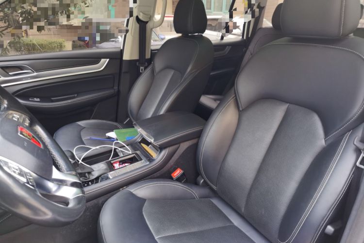 Used Roewe RX8 2018 30T Two-Wheel Drive Flagship Edition
