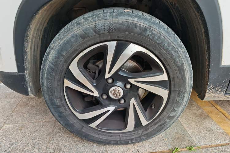 Used Baojun 510 2017 1.5L Manual Luxury Model Exterior 4