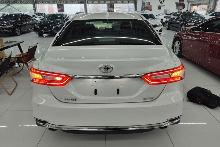 Used Toyota Camry 2023 2.0G Luxury Edition