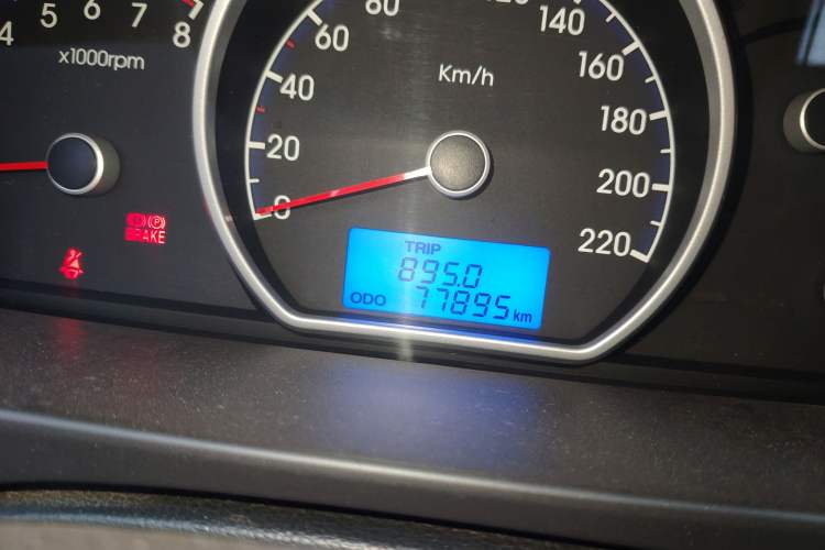 Used Hyundai Celesta 2011 1.6L Manual Luxury Model
