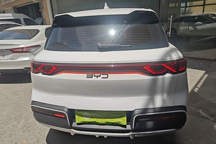Used BYD Yuan UP 2024 401KM Leading Edition
