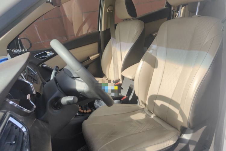 Used Baojun 310W 2017 1.5L Manual Luxury Edition China V