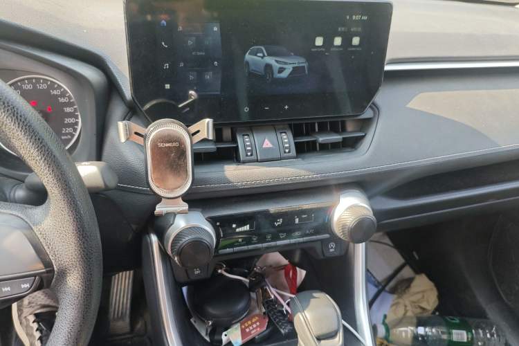 Used Toyota Wildlander 2023 2.0L CVT Two-Wheel Drive Leading Edition
