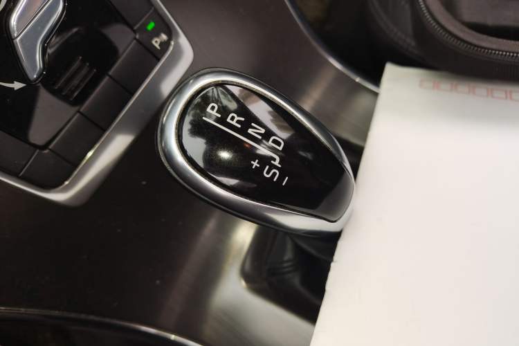 Used Volvo XC60 2014 T5 Zhiyi Edition
