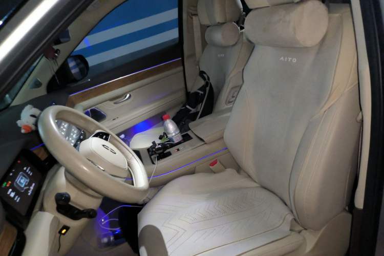 Used Hima AITO M7 2024 1.5T Intelligent Driving 4WD Max Edition 5 Seats