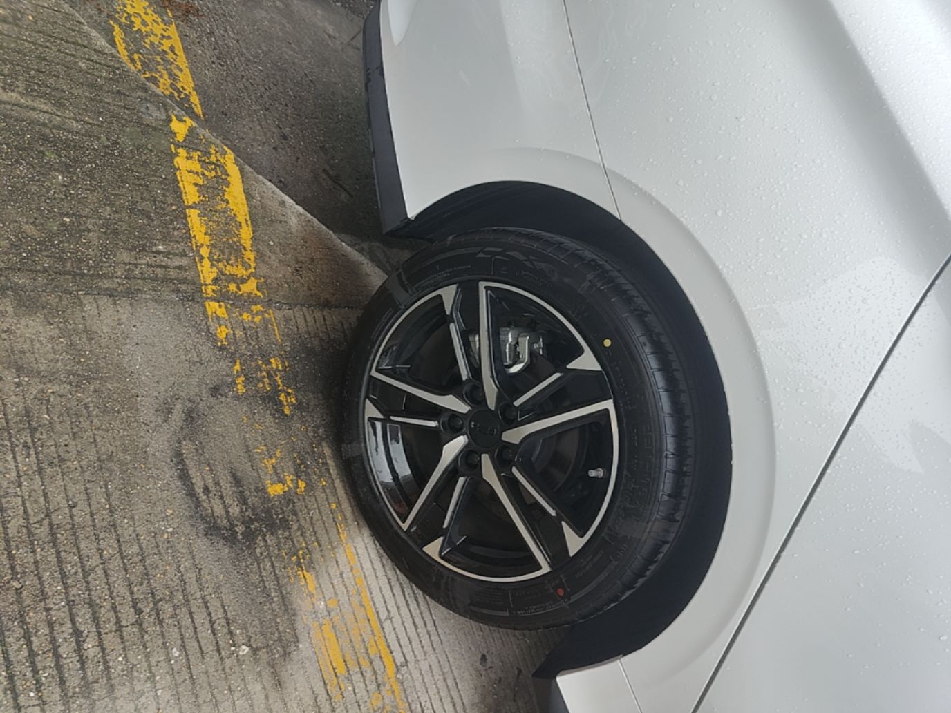 Geely Auto Binray 2024 Binrui COOL 1.5T DCT Longteng Edition — снимка 11
