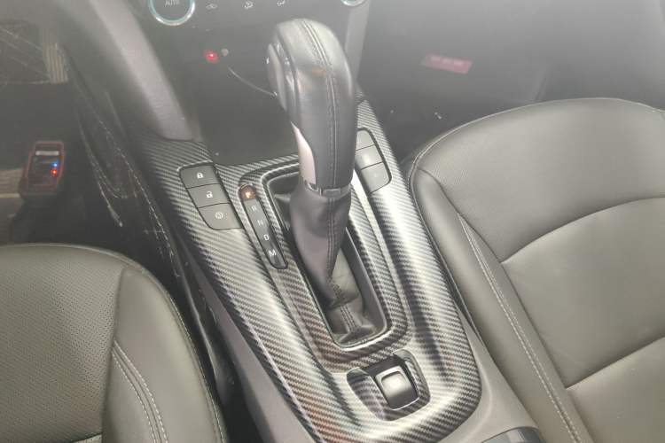 Used Chevrolet Malibu 2018 530T Automatic Luxury Edition Gear Lever