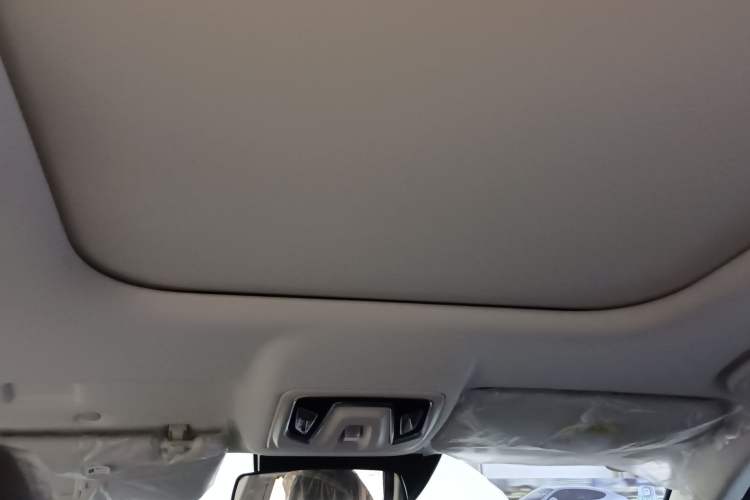 Used Changan CS75 2026 Model PRO 1.5T DCT Prestige 7-Seater