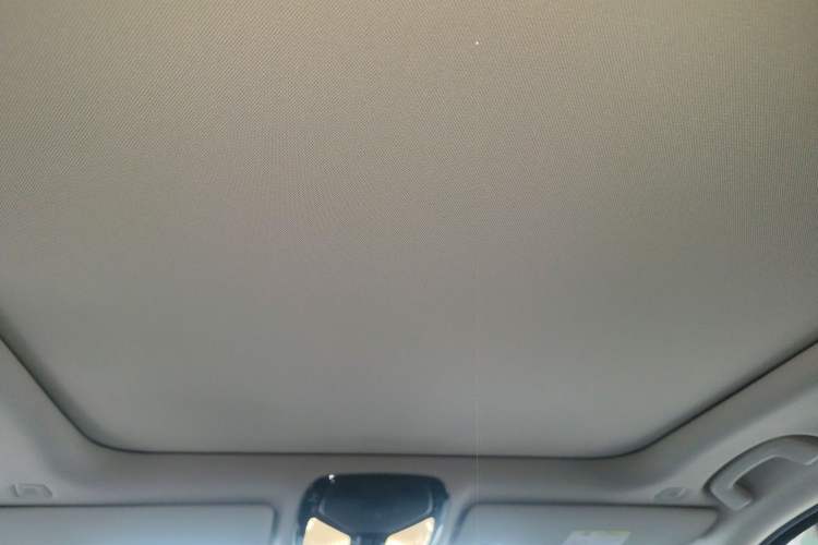 Used BMW i3 2023 eDrive 40 L Midnight Sports Package Headliner