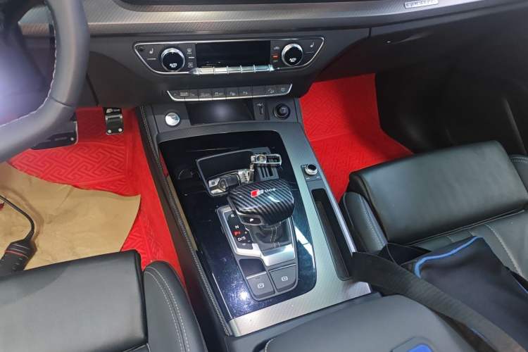 Used Audi Q5L 2022 40T Luxury Dynamic Model