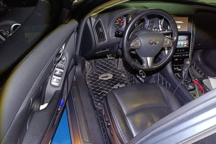 Used Infiniti Q50L 2016 2.0T Enjoyment Edition Driver Seat