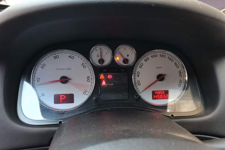 Used Peugeot 307 2012 1.6L Automatic CROSS
