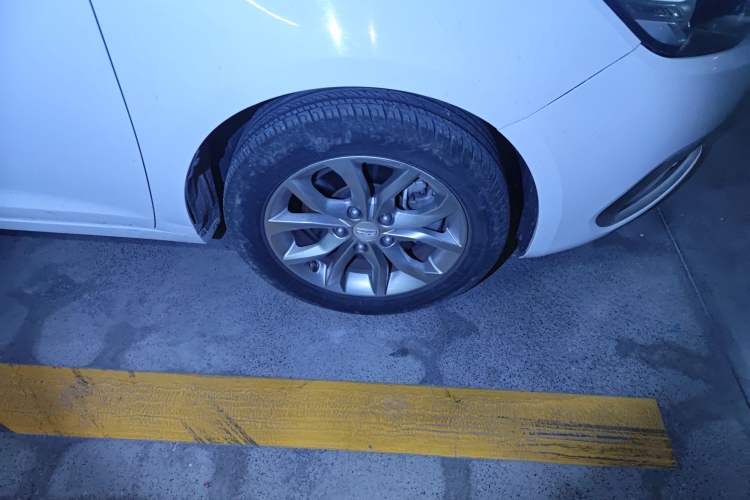 Used Geely Auto Emgrand GL 2017 1.3T DCT Elite Model
