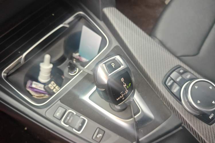 Used BMW 3 Series 2016 320Li Ambition Model Gear Lever