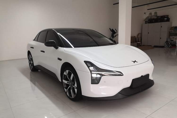 Used XPeng MONA M03 2024 620 with Ultra-Long Range