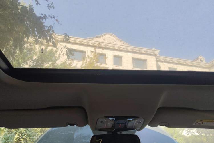 Used GAC Trumpchi GS8 2017 320T Two-Wheel Drive Luxury Smart Connectivity Version (7 Seats)
