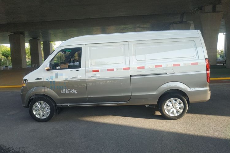 Used Jinbei New Hiace S 2023 1.5L Wealth Edition Van 2/5-Seater Non-Air-Conditioned Version SWC15M