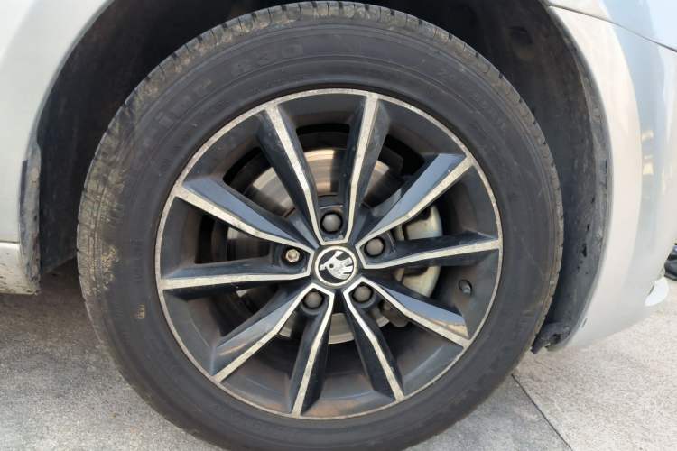 Used Skoda Octavia 2017 1.6L Automatic Smart Drive Edition
