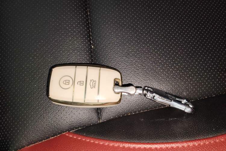 Used Kia KX Cross 2017 1.4L AT GLS