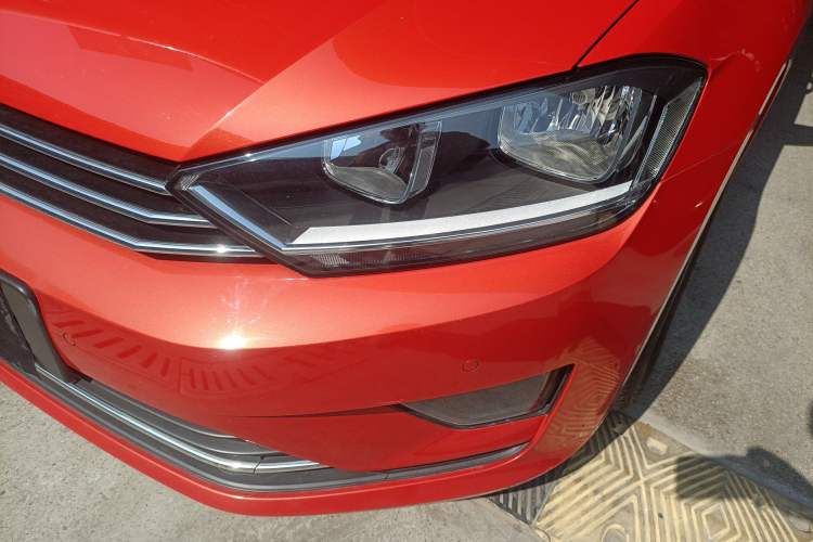 Used Volkswagen Golf Sportsvan 2016 230TSI Automatic Trend Edition
