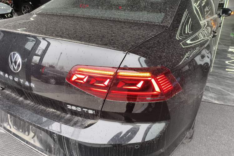 Used Volkswagen Magotan 2025 Zhongxiang Version 280TSI DSG Comfort Edition