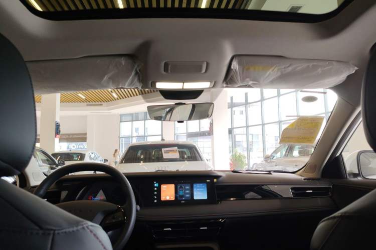 Used Roewe i5 2026 Model 1.5L CVT Luxury Version