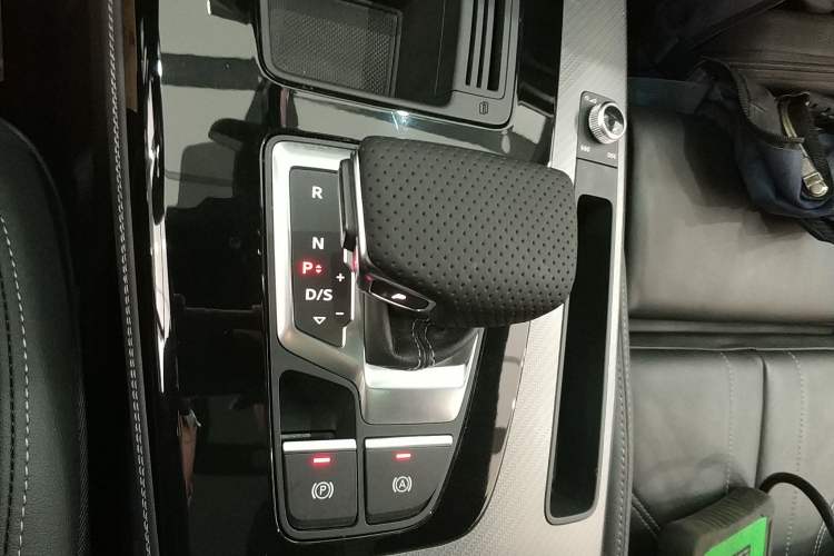 Used Audi Q5L 2024 45 TFSI Luxury Dynamic Model
