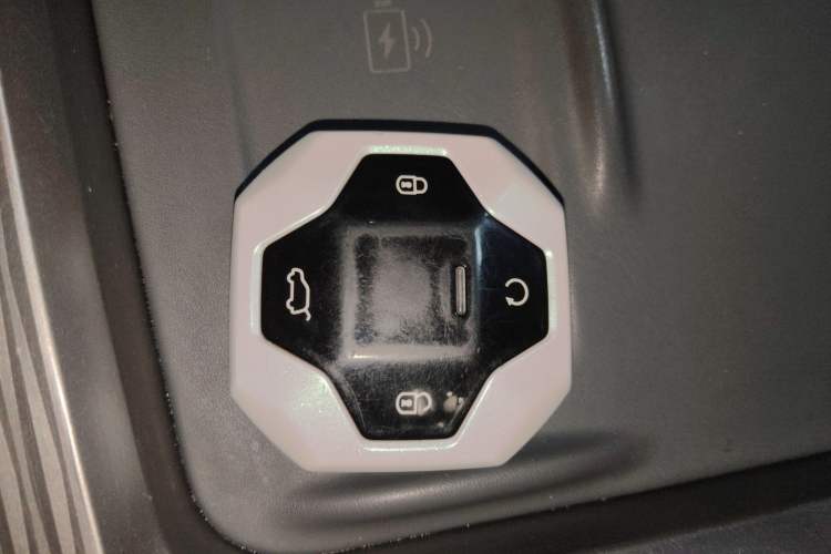 Used JETOUR Shanhai T1 2025 150 km Heading South
