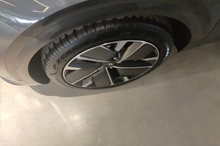 Used Li Auto L6 2025 Max Smart Refresh Edition
