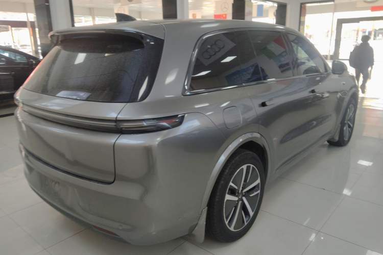 Used Li Auto L8 2023 Max model