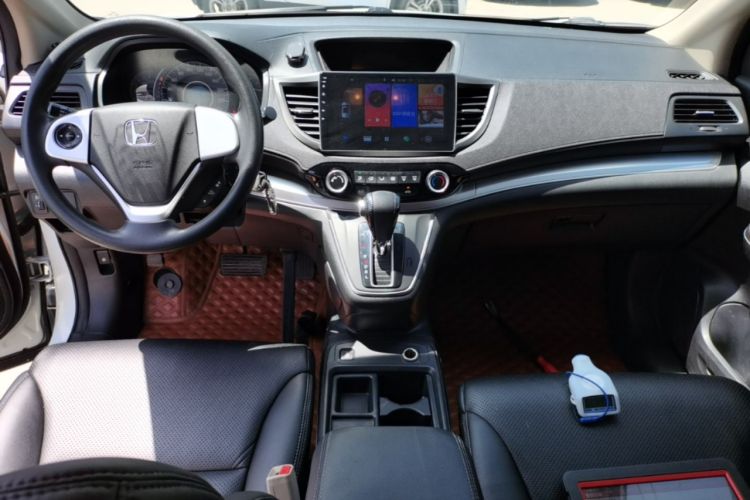 Used Honda CR-V 2015 2.0L two-wheel drive urban version