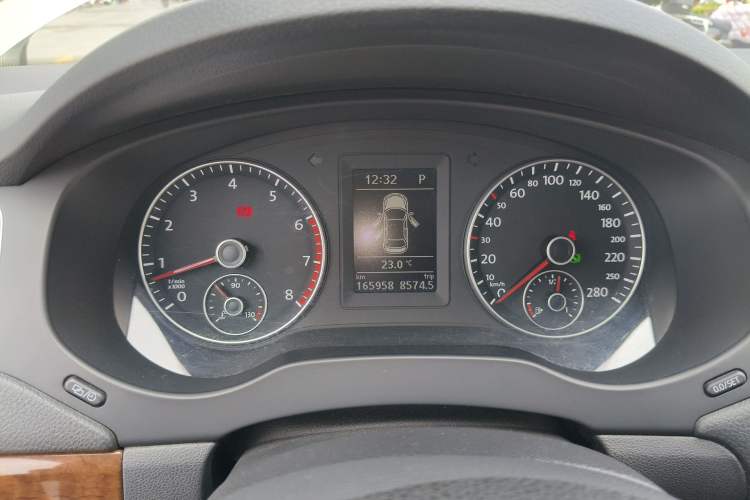 Used Volkswagen Sagitar 2014 Revised 1.4TSI Automatic Flagship Edition Instrument Cluster