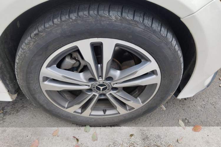 Used Mercedes-Benz C-Class 2017 Facelift C 200 L Sport Edition