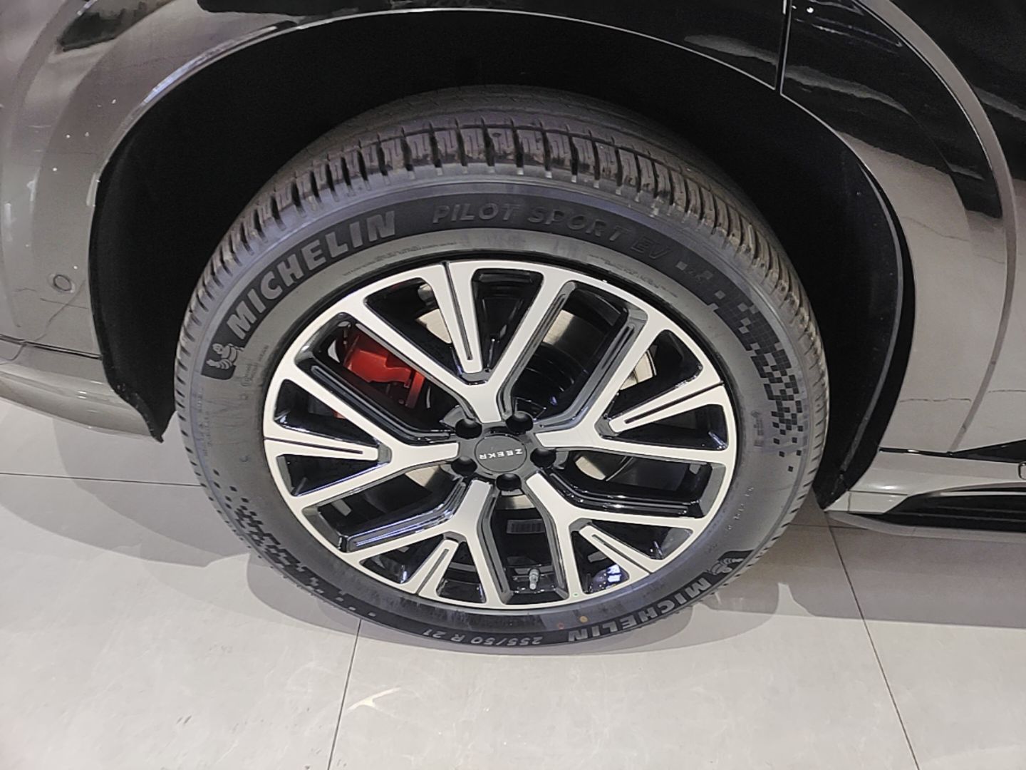 Zeekr 8X 2026 Model Max Edition 55kWh — снимка 11